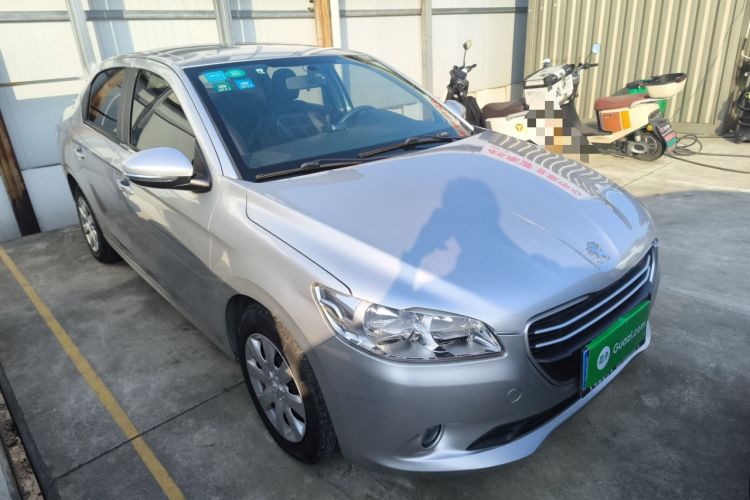Used Peugeot 301 2014 1.6L Automatic Comfort Edition Front Right 45 Deg