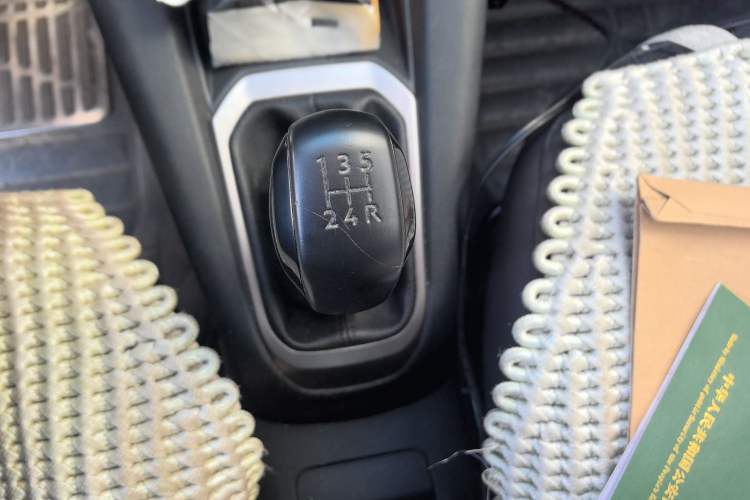 Used Peugeot 301 2014 1.6L Manual Comfort Edition Gear Lever