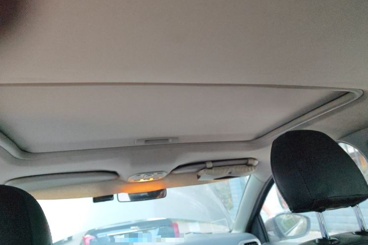 Used Peugeot 301 2014 1.6L Manual Luxury Edition Headliner
