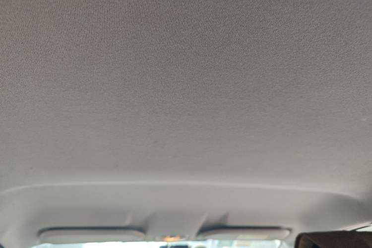 Used Peugeot 301 2014 1.6L Manual Comfort Edition Headliner