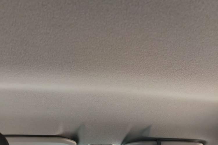 Used Peugeot 301 2014 1.6L Manual Comfort Edition Headliner