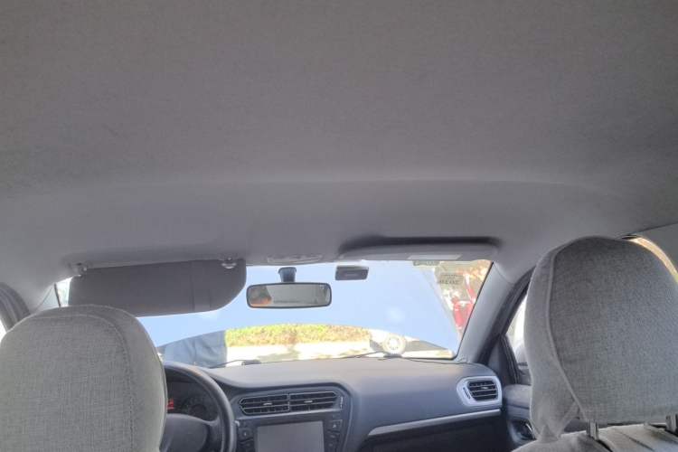 Used Peugeot 301 2014 1.6L Manual Comfort Edition Headliner