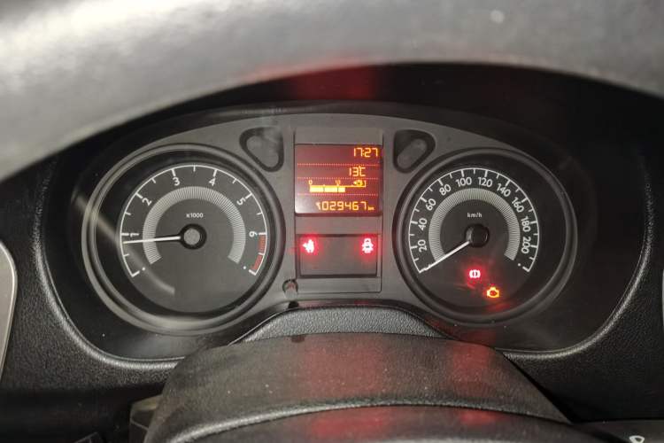 Used Peugeot 301 2014 1.6L Manual Comfort Edition Instrument Cluster