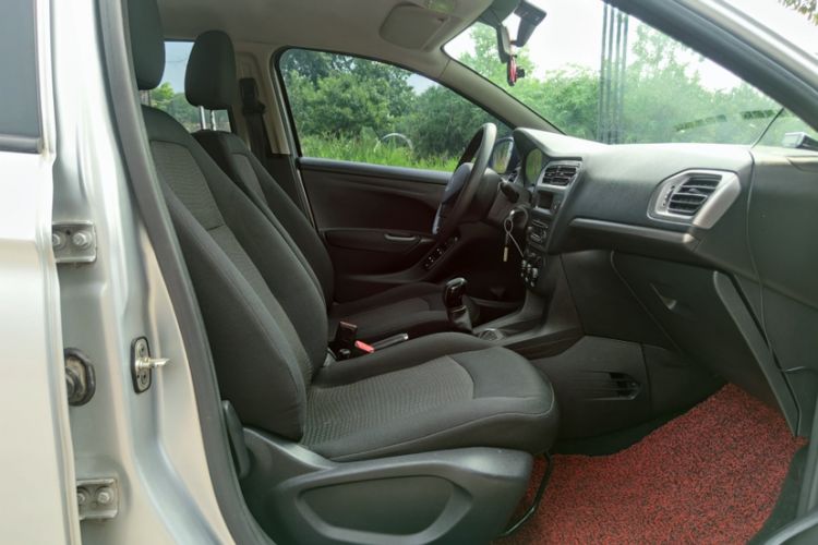 Used Peugeot 301 2014 1.6L Manual Comfort Edition Interior 1