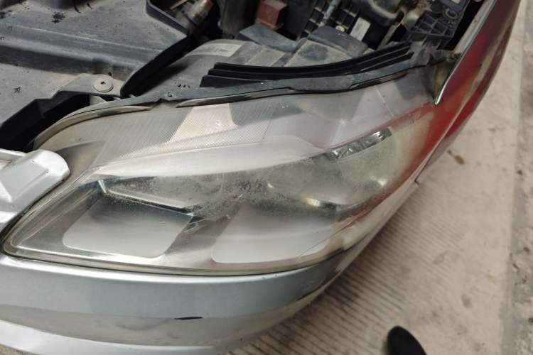 Used Peugeot 301 2014 1.6L Automatic Comfort Edition Right Front Headlight