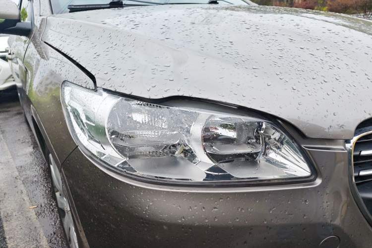 Used Peugeot 301 2014 1.6L Manual Comfort Edition Right Front Headlight