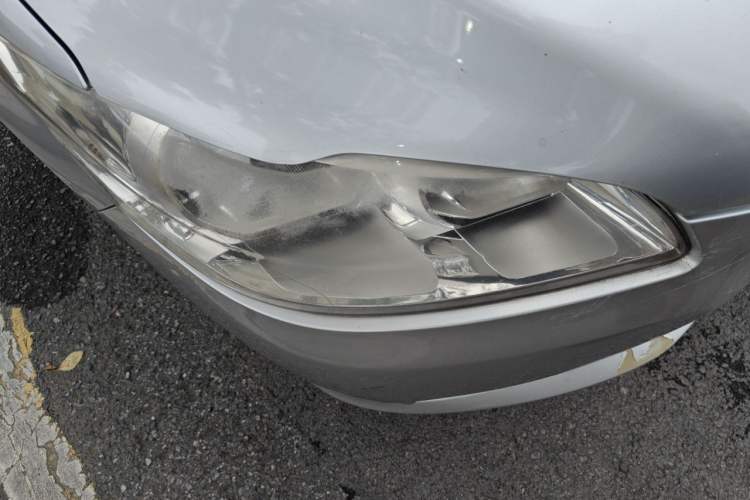 Used Peugeot 301 2014 1.6L Manual Comfort Edition Right Front Headlight