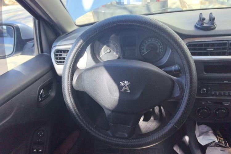 Used Peugeot 301 2014 1.6L Manual Comfort Edition Steering Wheel
