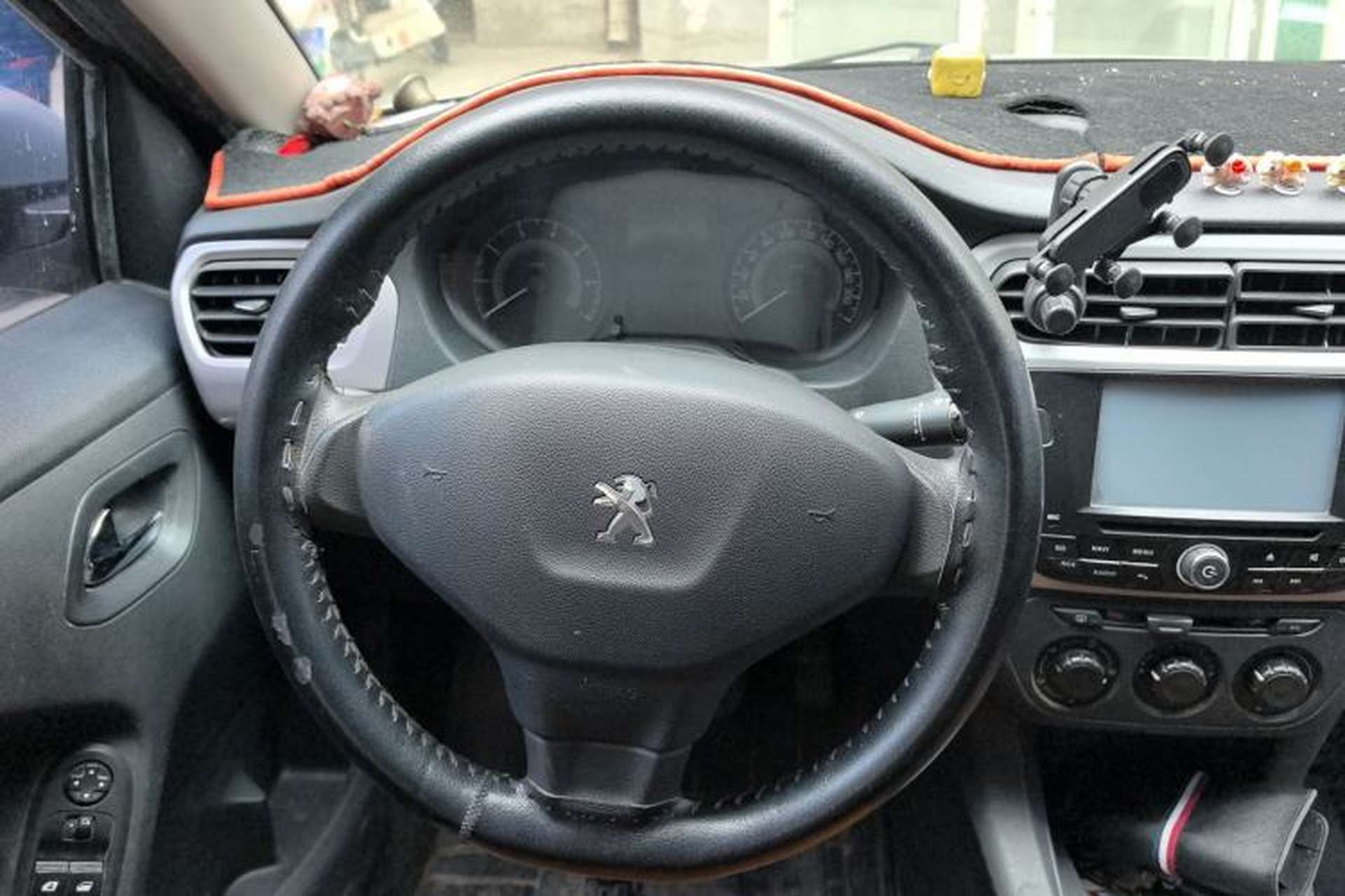 Used Peugeot 301 2014 1.6L Manual Comfort Edition Steering Wheel