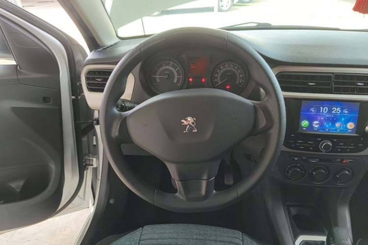 Used Peugeot 301 2014 1.6L Manual Comfort Edition Steering Wheel