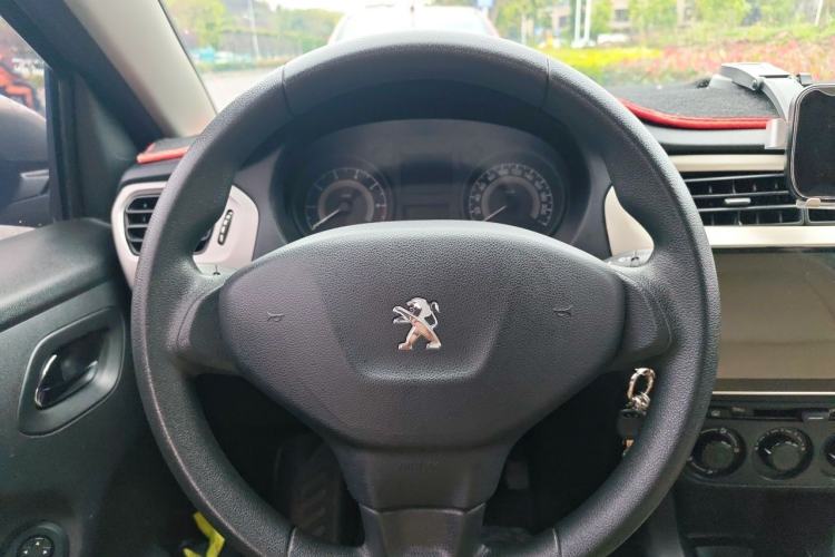 Used Peugeot 301 2014 1.6L Manual Comfort Edition Steering Wheel