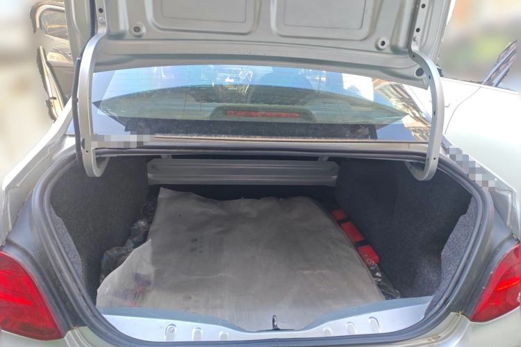 Used Peugeot 301 2014 1.6L Manual Comfort Edition Trunk
