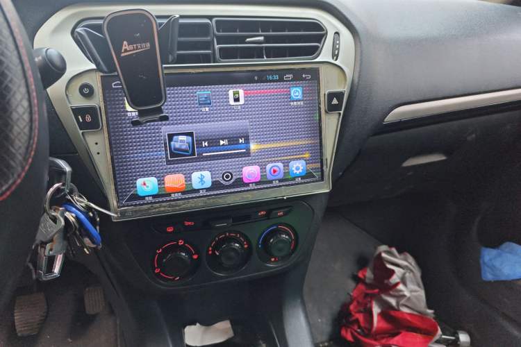 Used Peugeot 301 2014 1.6L Manual Comfort Edition Audio And AC Panel