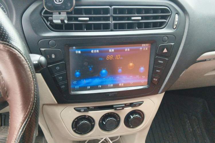 Used Peugeot 301 2014 1.6L Automatic Comfort Edition Audio And AC Panel