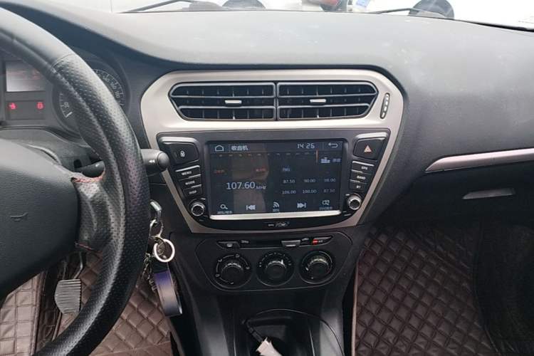 Used Peugeot 301 2014 1.6L Manual Comfort Edition Audio And AC Panel