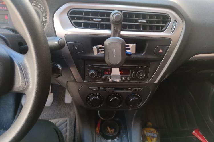 Used Peugeot 301 2014 1.6L Manual Comfort Edition Audio And AC Panel