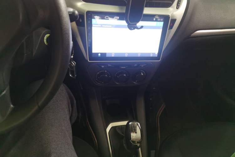 Used Peugeot 301 2014 1.6L Manual Comfort Edition Audio And AC Panel