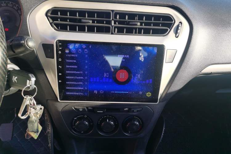 Used Peugeot 301 2014 1.6L Manual Comfort Edition Audio And AC Panel
