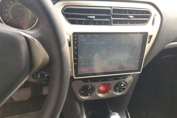 Used Peugeot 301 2014 1.6L Automatic Luxury Edition Audio And AC Panel