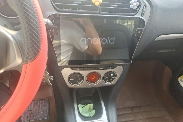 Used Peugeot 301 2014 1.6L Manual Luxury Edition Audio And AC Panel