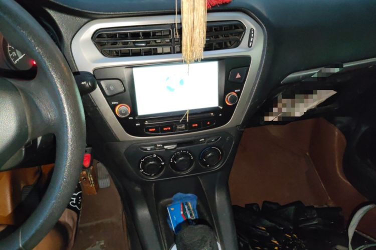 Used Peugeot 301 2014 1.6L Manual Comfort Edition Audio And AC Panel