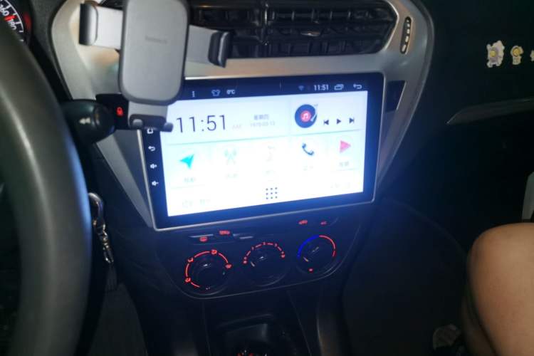 Used Peugeot 301 2014 1.6L Manual Comfort Edition Audio And AC Panel