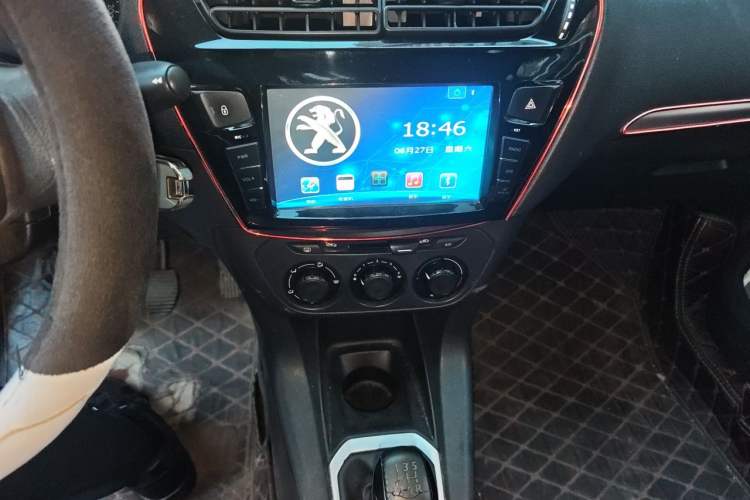 Used Peugeot 301 2014 1.6L Manual Comfort Edition Audio And AC Panel