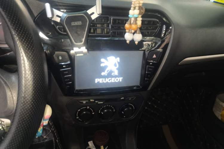 Used Peugeot 301 2014 1.6L Manual Comfort Edition Audio And AC Panel