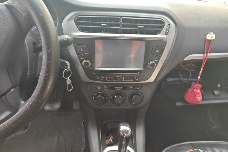 Used Peugeot 301 2014 1.6L Automatic Comfort Edition Audio And AC Panel