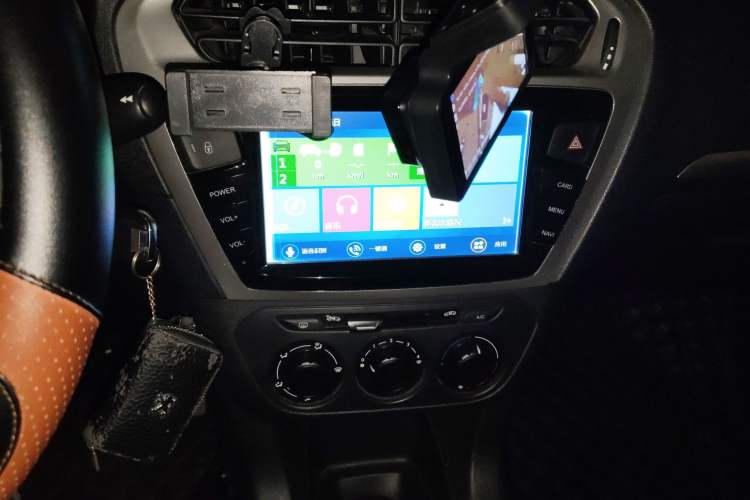 Used Peugeot 301 2014 1.6L Manual Comfort Edition Audio And AC Panel
