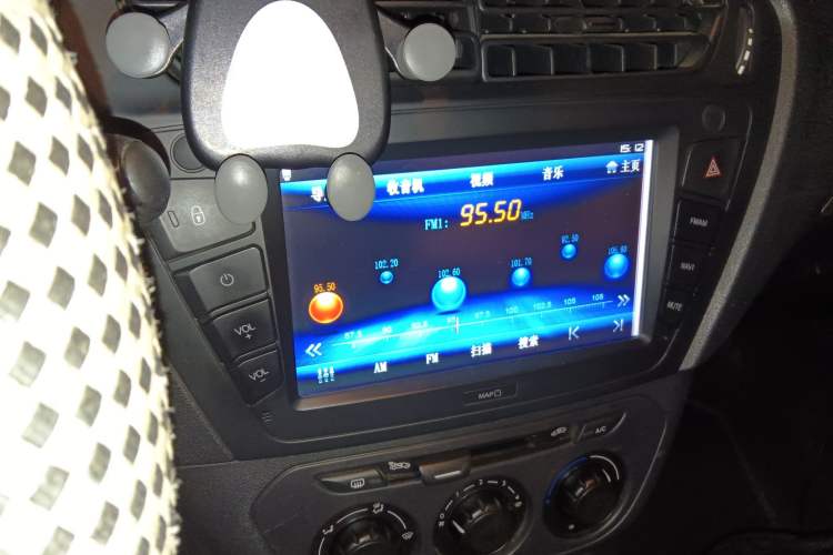 Used Peugeot 301 2014 1.6L Manual Comfort Edition Audio And AC Panel