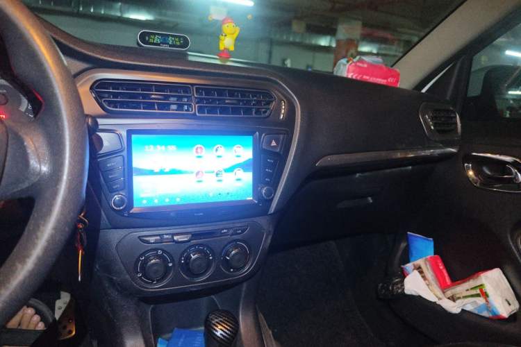 Used Peugeot 301 2014 1.6L Automatic Comfort Edition Audio And AC Panel