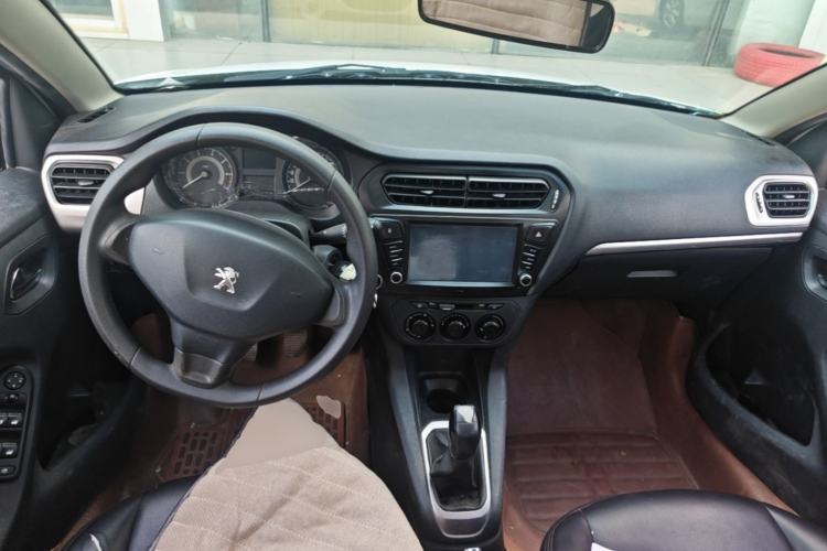 Used Peugeot 301 2014 1.6L Manual Comfort Edition Center Console