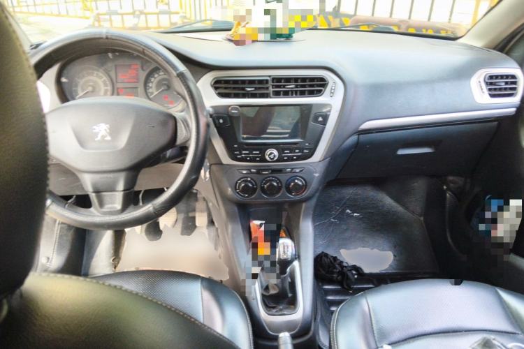 Used Peugeot 301 2014 1.6L Manual Comfort Edition CNG Center Console