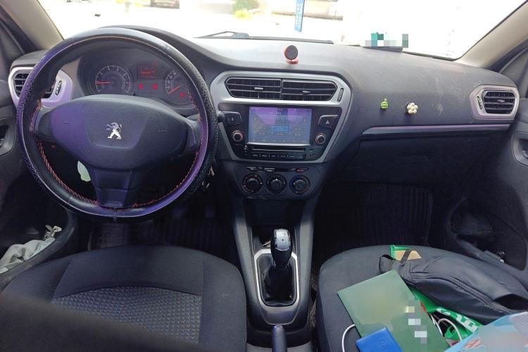 Used Peugeot 301 2014 1.6L Manual Comfort Edition Center Console