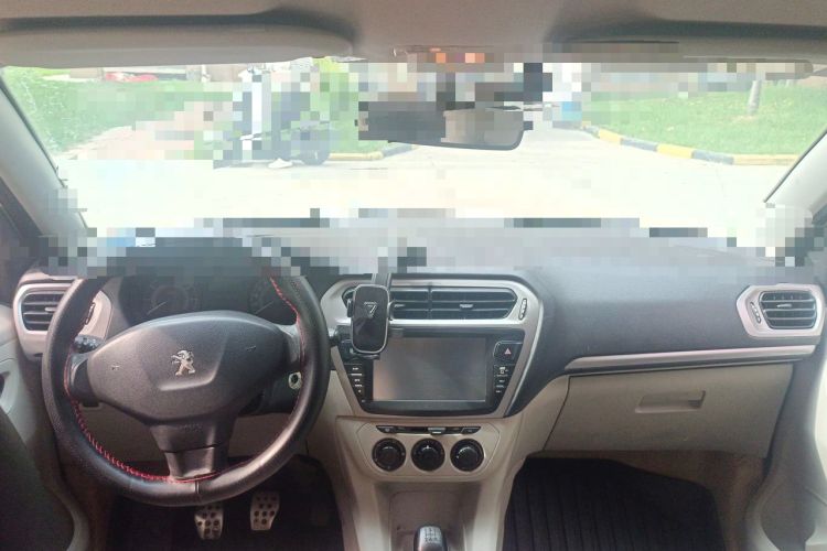 Used Peugeot 301 2014 1.6L Manual Comfort Edition Center Console