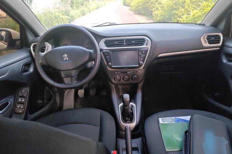 Used Peugeot 301 2014 1.6L Manual Comfort Edition Center Console