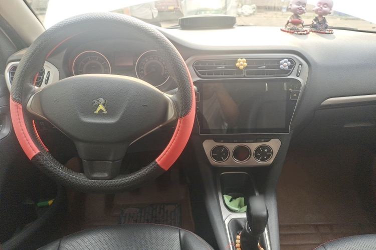 Used Peugeot 301 2014 1.6L Manual Luxury Edition Center Console