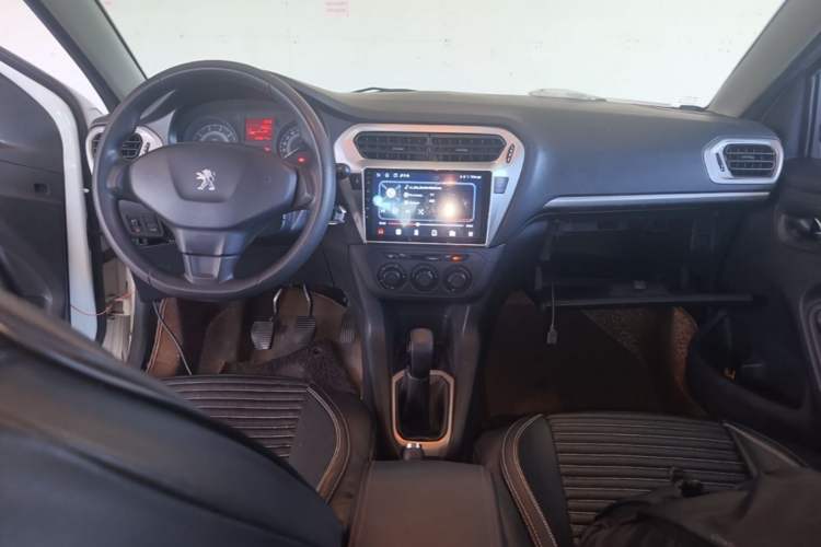 Used Peugeot 301 2014 1.6L Manual Comfort Edition Center Console