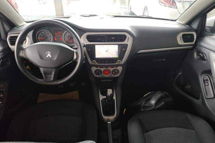 Used Peugeot 301 2014 1.6L Manual Luxury Edition Center Console