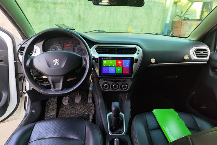 Used Peugeot 301 2014 1.6L Manual Comfort Edition Center Console