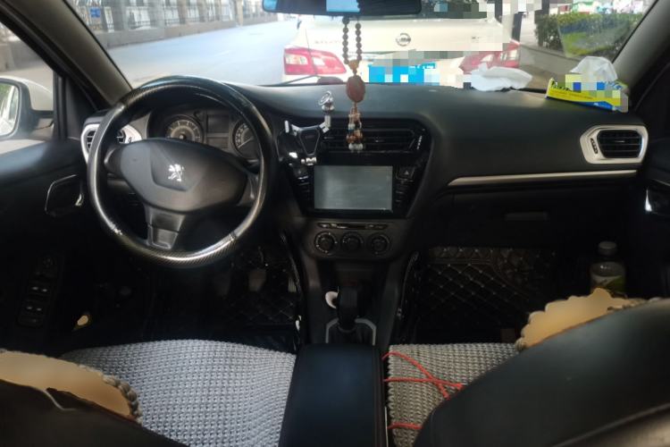 Used Peugeot 301 2014 1.6L Manual Comfort Edition Center Console