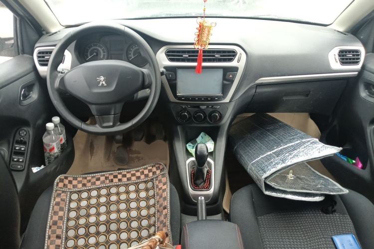 Used Peugeot 301 2014 1.6L Manual Comfort Edition Center Console
