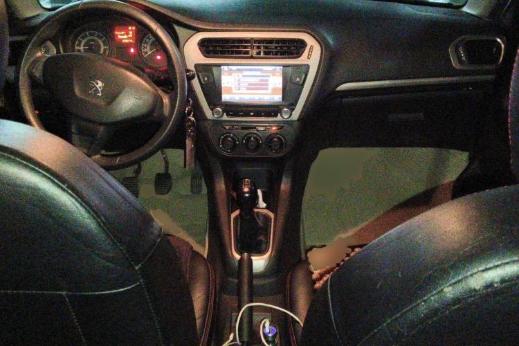 Used Peugeot 301 2014 1.6L Manual Comfort Edition Center Console