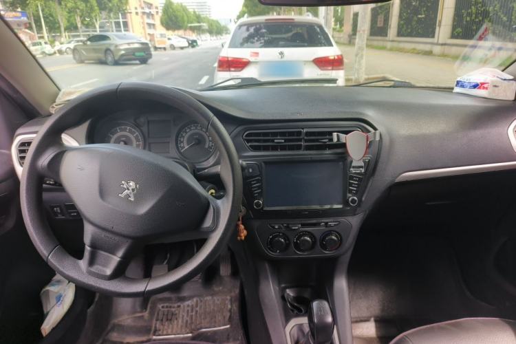 Used Peugeot 301 2014 1.6L Manual Comfort Edition Center Console