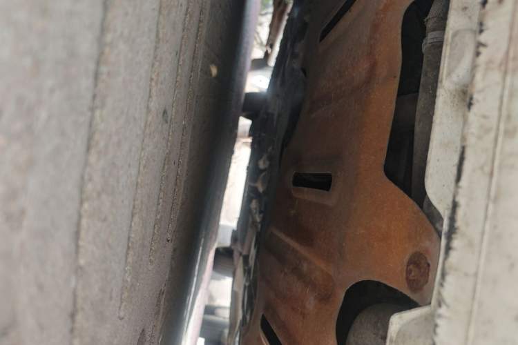 Used Peugeot 301 2014 1.6L Manual Comfort Edition Chassis Front