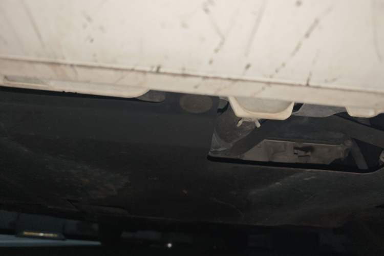 Used Peugeot 301 2014 1.6L Automatic Comfort Edition Chassis Front