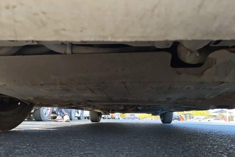 Used Peugeot 301 2014 1.6L Manual Comfort Edition Chassis Front