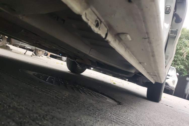 Used Peugeot 301 2014 1.6L Manual Comfort Edition Chassis Front Left