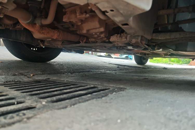 Used Peugeot 301 2014 1.6L Automatic Comfort Edition Chassis Front Left
